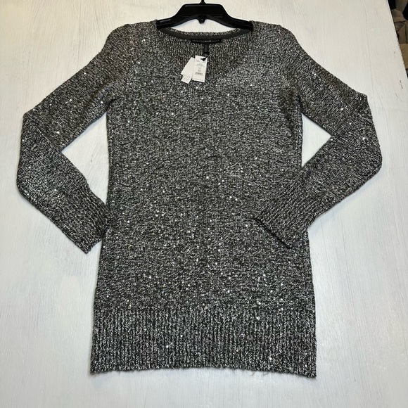 White House Black Market XS Grey Sequin V-Neck Long Sleeve Tunic Sweater NWT - Picture 2 of 10